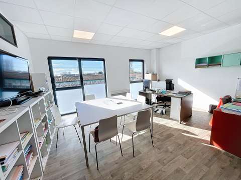 Bureaux et commerces 3 pièces Saint-Malo 35