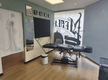 Bureaux et commerces 4 pièces