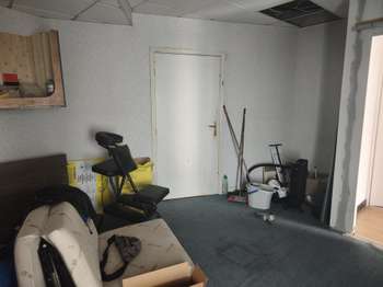 Bureaux et commerces 4 pièces