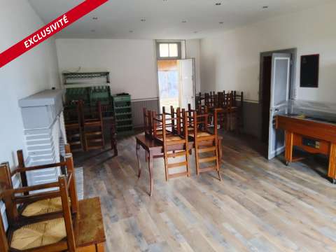 Bureaux et commerces 6 pièces