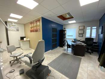 Bureaux et commerces 2 pièces