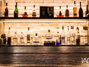 Vente Bureaux et commerces 65 m&sup2;Saint-Maximin-la-Sainte-Baume