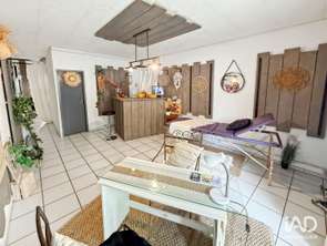 Vente Bureaux et commerces 59 m&sup2;Saint-Maximin-la-Sainte-Baume