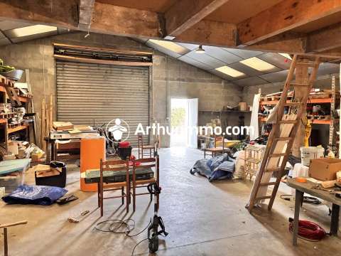 Bureaux et commerces 4 pièces