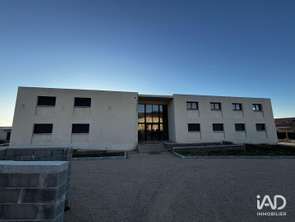 Vente Bureaux et commerces 800 m&sup2;Saint-Mitre-les-Remparts
