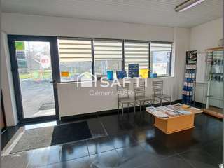 Bureaux et commerces 9 pièces