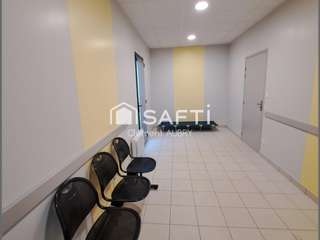 Bureaux et commerces 9 pièces