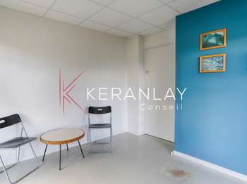 Bureaux et commerces 4 pièces