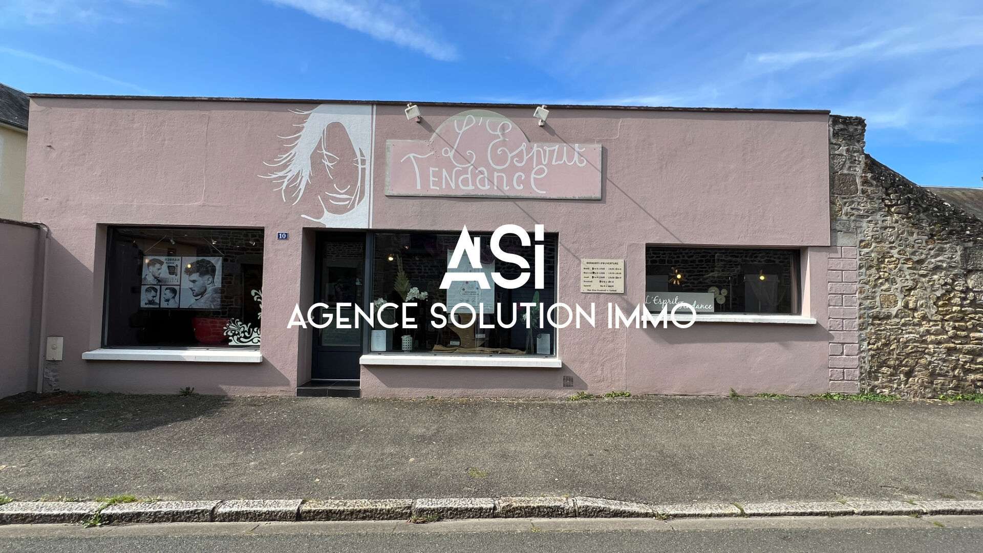 Vente Bureaux et commerces à Saint-Pierre-des-Nids (53370) : à vendre