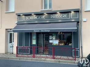 Vente Bureaux et commerces 200 m&sup2;Saint-Pierre-lès-Elbeuf