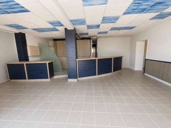 Bureaux et commerces 3 pièces Bureaux et commerces 3 pièces