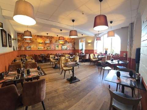 Bureaux et commerces Saint-Rome-de-Tarn 12