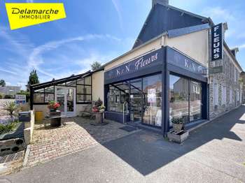 Vente Bureaux et commerces 152 m&sup2;Saint-Sauveur-Villages