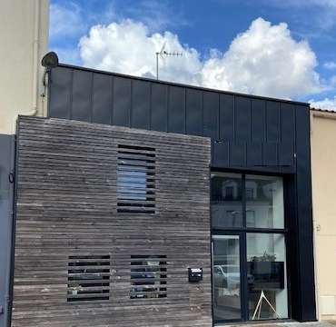 Bureaux et commerces 4 pièces Saint-Sébastien-sur-Loire 44