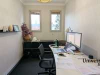 Bureaux et commerces 11 pièces
