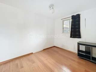 Bureaux et commerces 6 pièces