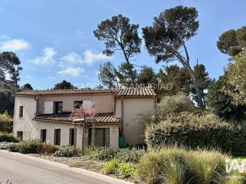 Bureaux et commerces Sanary-sur-Mer 83