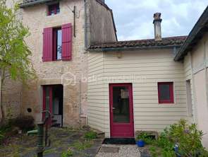 Vente Bureaux et commerces 117 m&sup2;Sauzé-Vaussais