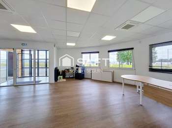 Vente Bureaux et commerces 105 m&sup2;Sèvremoine