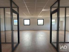 Vente Bureaux et commerces 155 m&sup2;Signes
