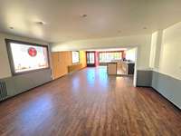 Bureaux et commerces 7 pièces