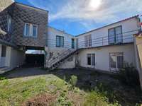 Bureaux et commerces 7 pièces