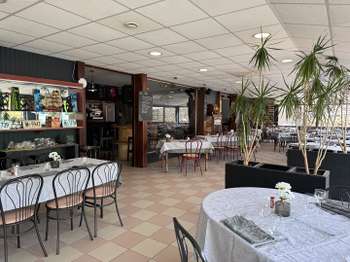 Bureaux et commerces Taden 22