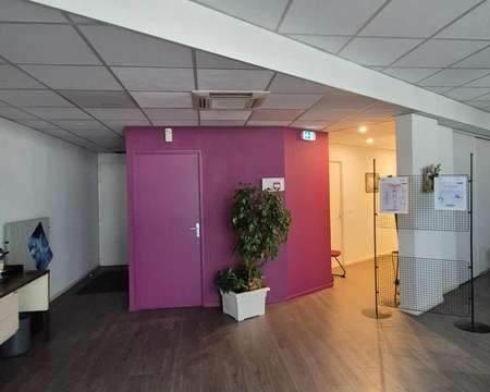 Bureaux et commerces 7 pièces