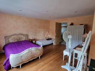 Bureaux et commerces 10 pièces