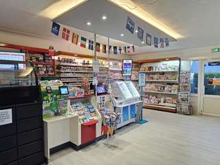 Bureaux et commerces 12 pièces