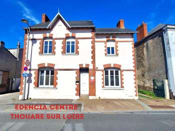 Bureaux et commerces 8 pièces Thouaré-sur-Loire 44