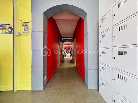 Bureaux et commerces 4 pièces