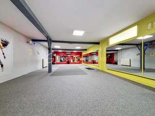 Bureaux et commerces 4 pièces
