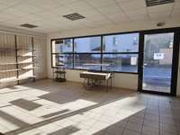 Bureaux et commerces 2 pièces