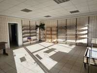 Bureaux et commerces 2 pièces