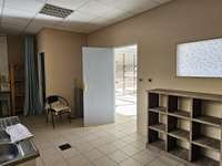 Bureaux et commerces 2 pièces