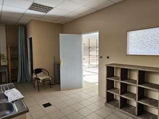 Bureaux et commerces 2 pièces