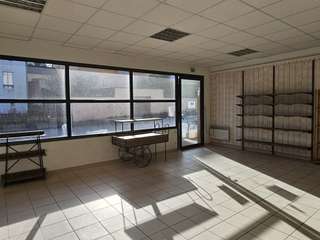 Bureaux et commerces 2 pièces