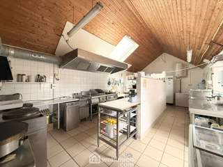Bureaux et commerces 5 pièces