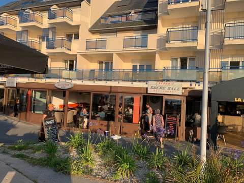 Bureaux et commerces Trégastel 22