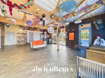 Bureaux et commerces 12 pièces Bureaux et commerces 12 pièces