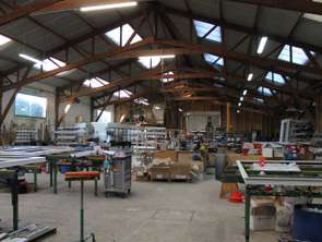 Vente Bureaux et commerces 1400 m&sup2;Trévé