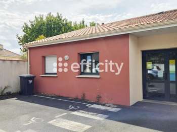 Bureaux et commerces 7 pièces