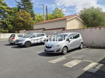 Bureaux et commerces 7 pièces