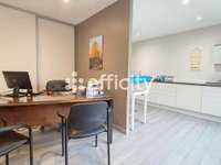 Bureaux et commerces 7 pièces