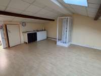 Bureaux et commerces 3 pièces Bureaux et commerces 3 pièces