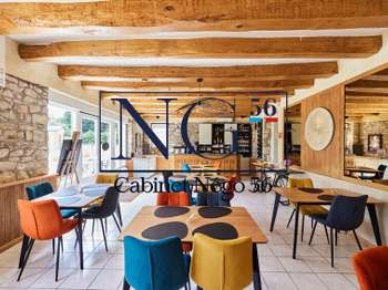 Bureaux et commerces 15 pièces