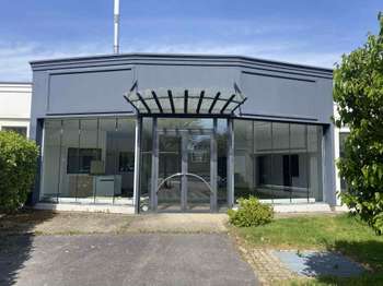 Bureaux et commerces 3 pièces