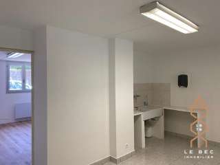 Bureaux et commerces 5 pièces