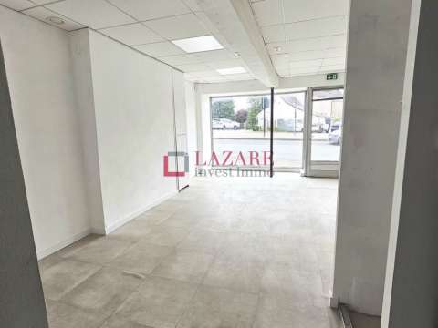 Bureaux et commerces 4 pièces